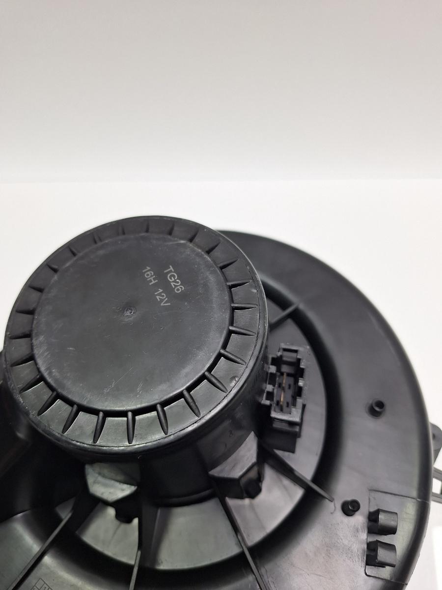 Ventilator aeroterma VOLKSWAGEN POLO 9N_ 2001 - 2012 1.4 TDI AMF, BAY 6Q1820015G