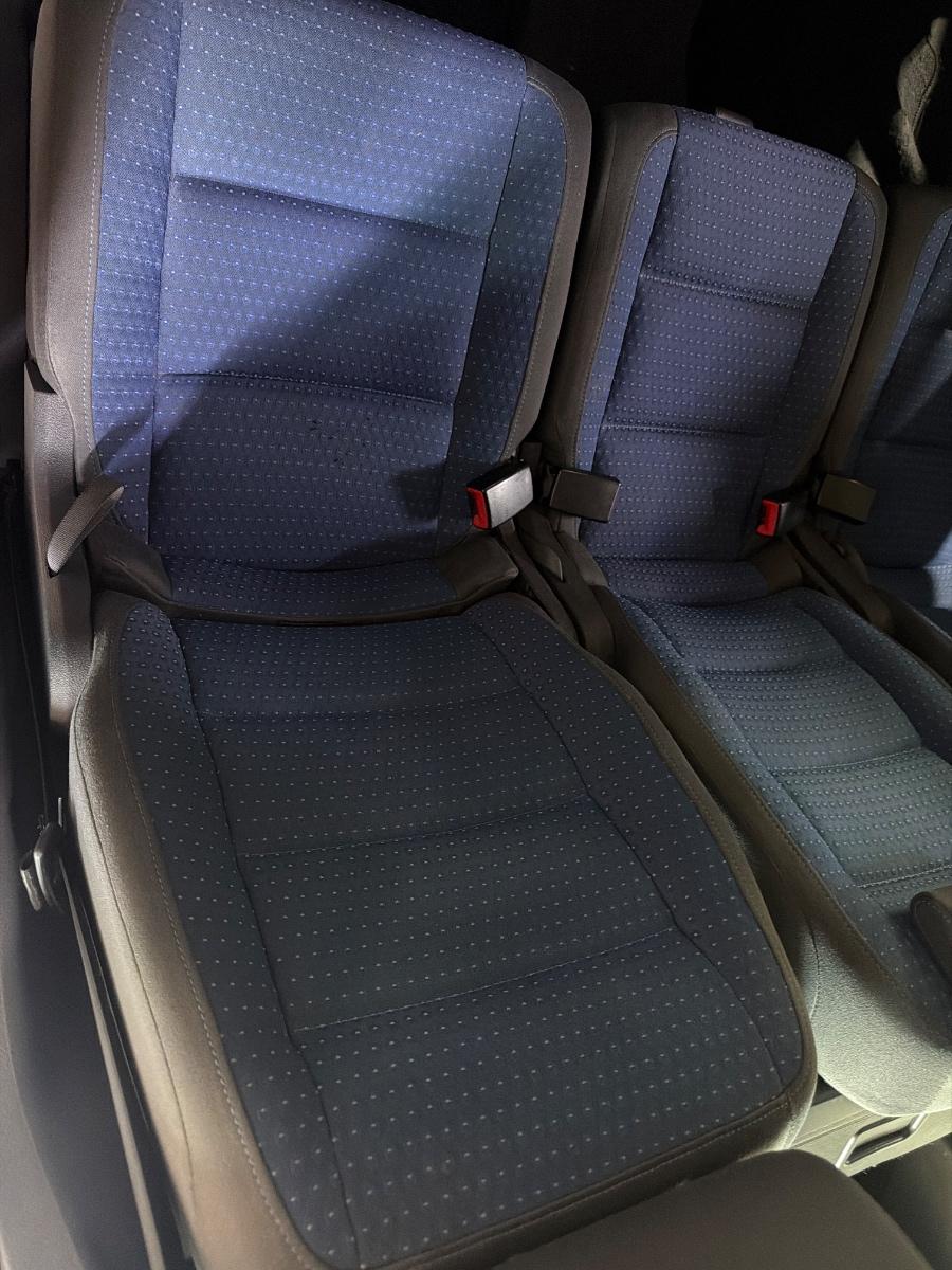 Al doilea rand de scaune VOLKSWAGEN TOURAN 1T1, 1T2 2003 - 2010 2.0 TDI 16V BKD