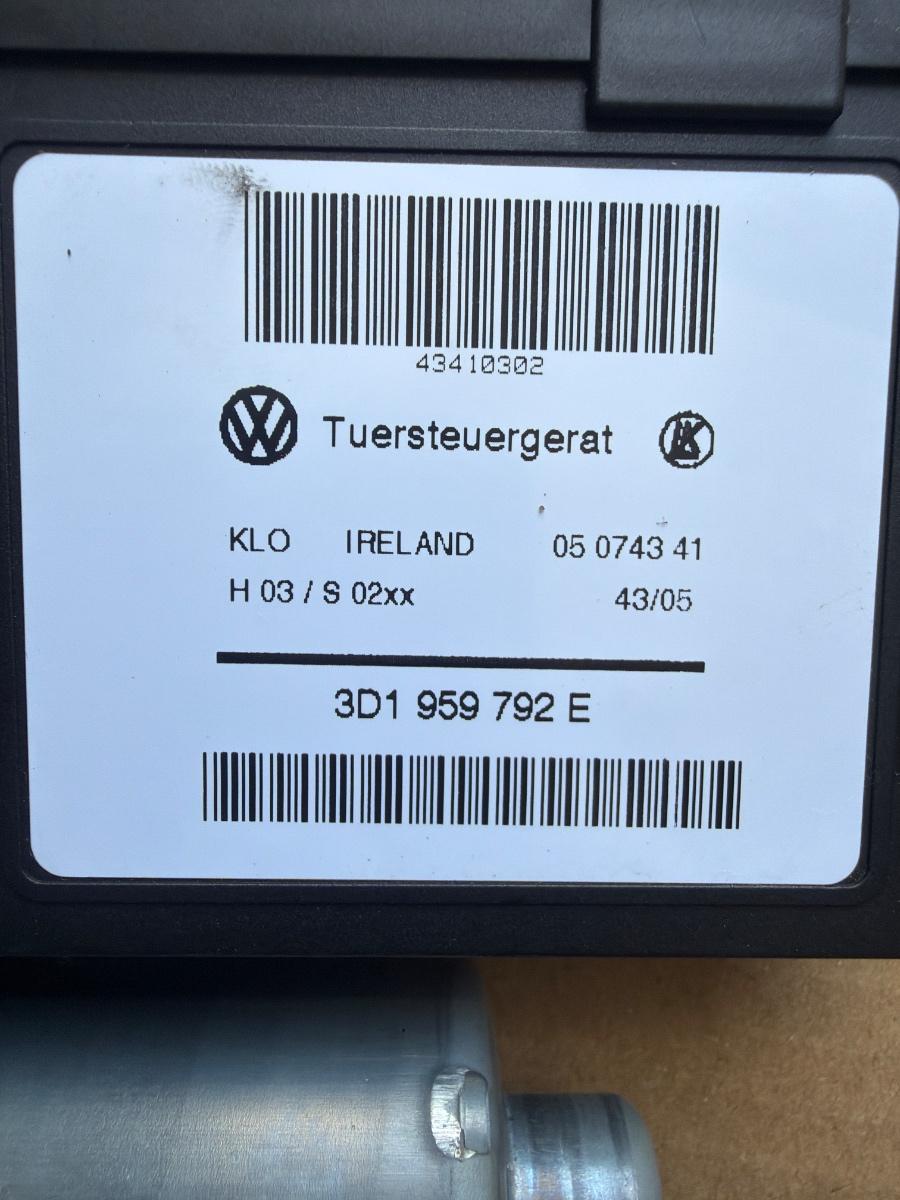 Motoras geam dreapta fata VOLKSWAGEN TOUAREG 7LA, 7L6, 7L7 2002 - 2013 3.0 V6 TDI BKS, CATA 3D1959792E