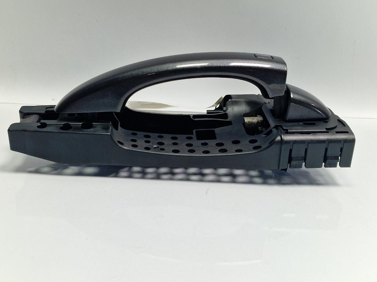 Maner/suport exterior portiera fata dreapta fata AUDI A4 IV Avant 8K5, B8 2007 - 2015 gri LZ7L 8T0837886A