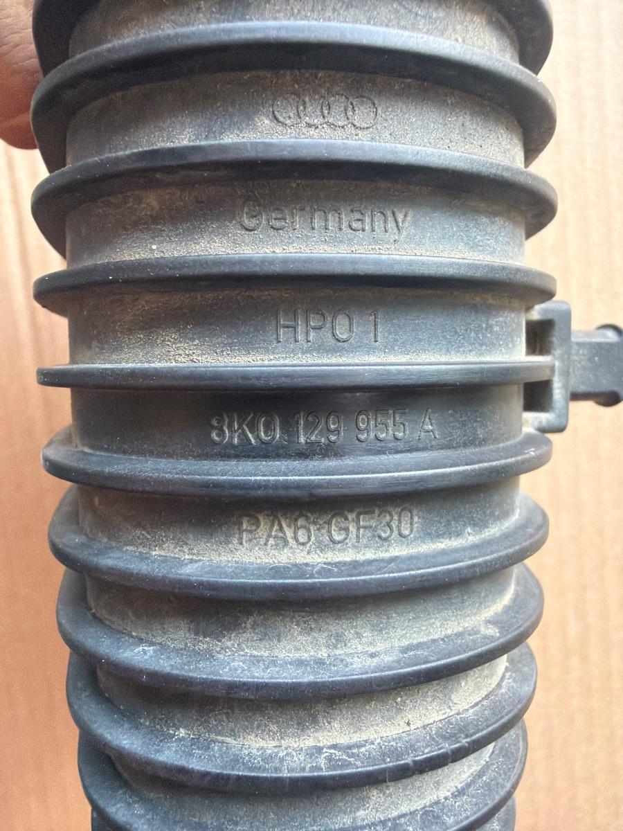 Rezervor de aer vacuum AUDI A4 IV Avant 8K5, B8 2007 - 2015 2.0 TDI CAGA, CJCA, CMEA, CMFA 8K0129955A
