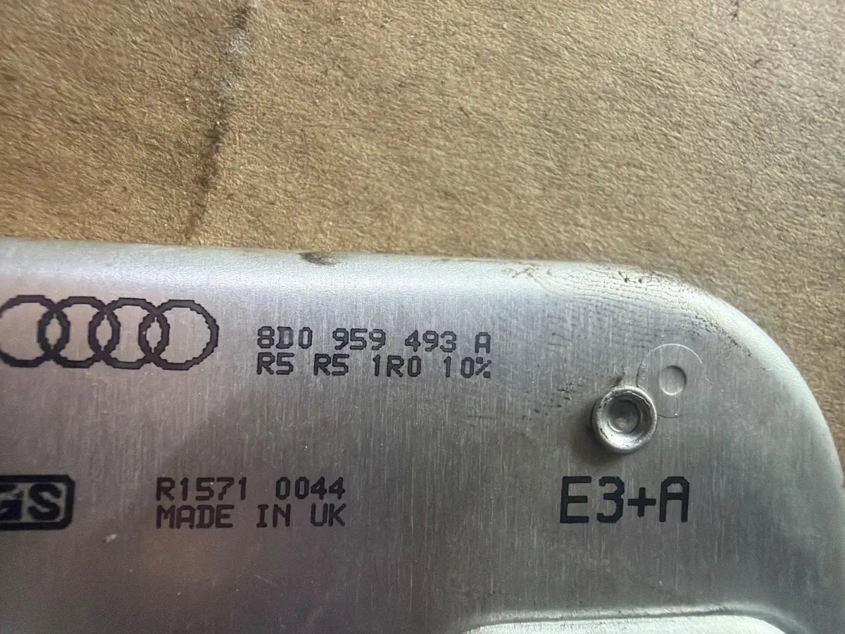 Releu electroventilator VOLKSWAGEN PASSAT 3B3 2000 - 2005 1.9 TDI AVF, AWX 8D0959493A
