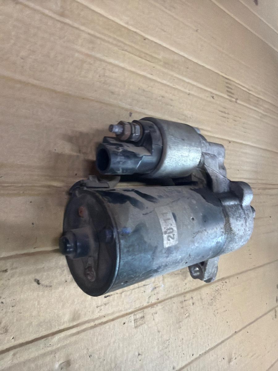 Electromotor AUDI A4 IV Avant 8K5, B8 2007 - 2015 2.0 TDI CAGA, CJCA, CMEA, CMFA 03L911021C