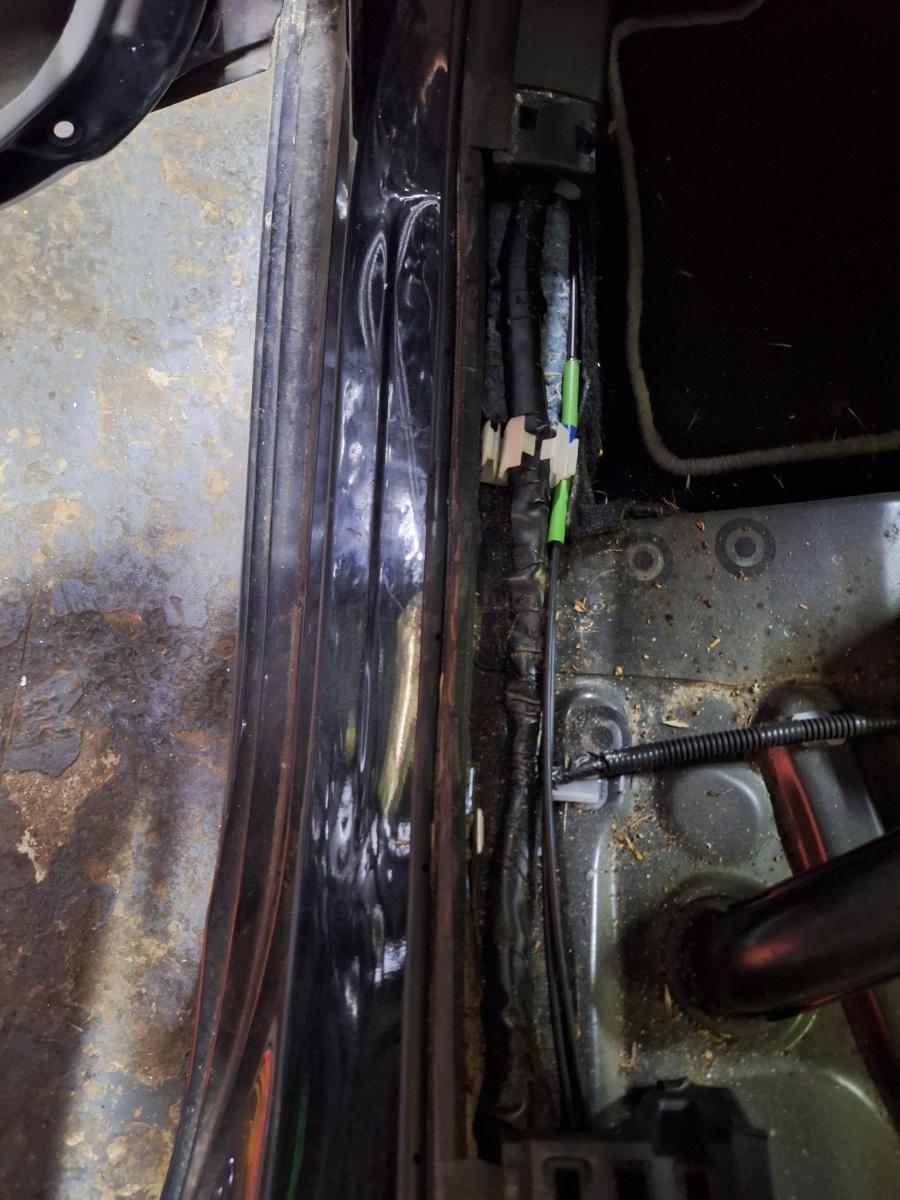 Cheder portiera spate (pe caroserie) stanga TOYOTA COROLLA _E21_ 2018 -> 1.8 Hybrid 2ZR-FXE