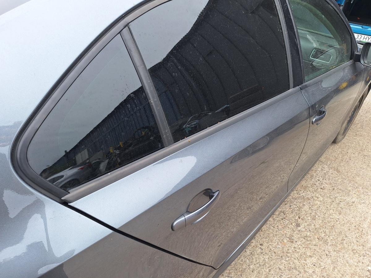 Cheder geam portieră spate VOLKSWAGEN JETTA VI 162/163 2018 2.0 TDI CUUA 81KW|110HP 2018