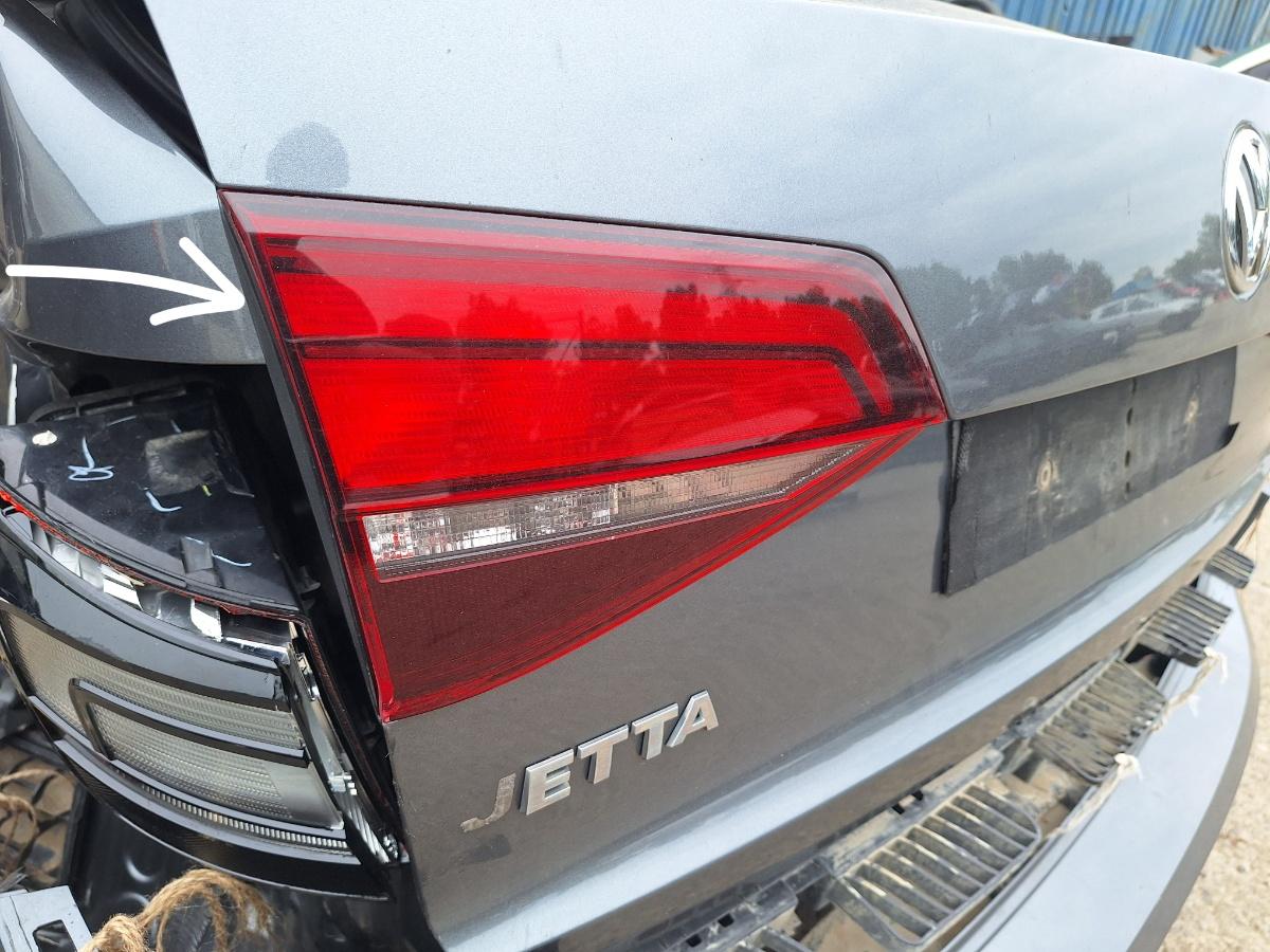 Stopuri hayon stanga VOLKSWAGEN JETTA VI 162/163 2010 - 2018 2.0 TDI CLCA, CUUA