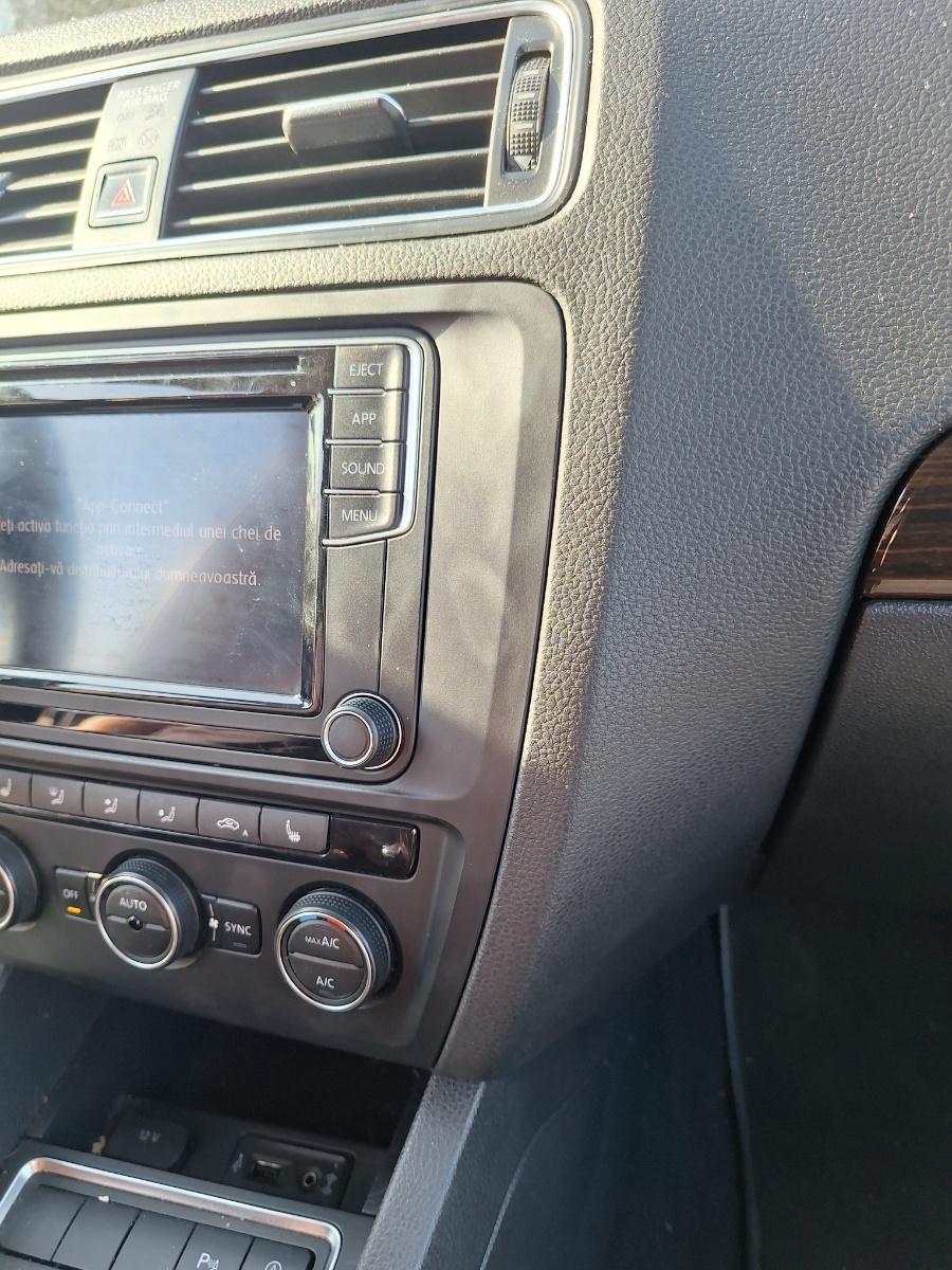 Ornament panou de bord VOLKSWAGEN JETTA VI 162/163 2018 2.0 TDI CUUA 81KW|110HP 2018