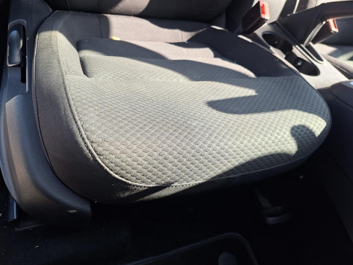 Baza consola scaun fata pasager dreapta fata cu incalzire VOLKSWAGEN JETTA VI 162/163 2010 - 2018 2.0 TDI CLCA, CUUA