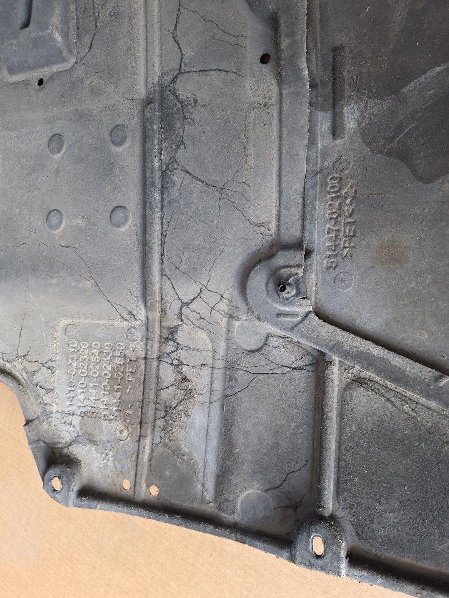 Scut de protectie motor TOYOTA COROLLA _E21_ 2018 -> 1.8 Hybrid 2ZR-FXE 51410-02310