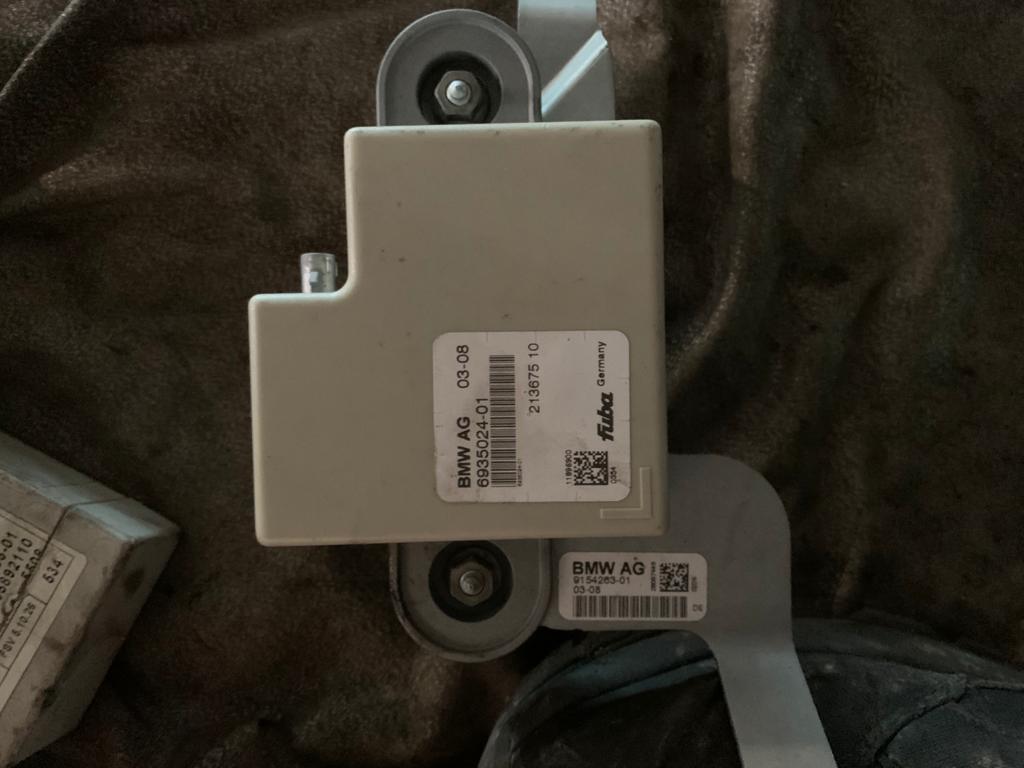 Amplificator antena bmw seria 5 e60 f10 cod 6935024