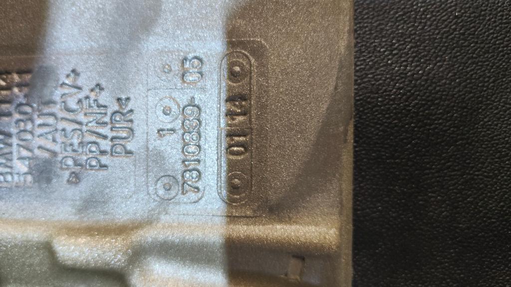 INSONORIZARE MOTOR BMW F20 F21 F22 E90 E92 E91 E93 F30 F31 F34 F32 F33 11148570012 11147810839 7810839 8570012