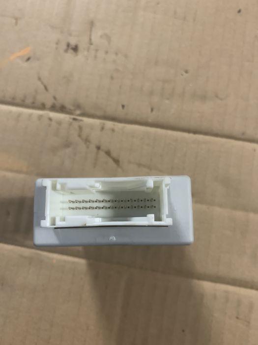 Modul suspensie aer BMW X5 X6 F15 F16 F85 F86, 6860387