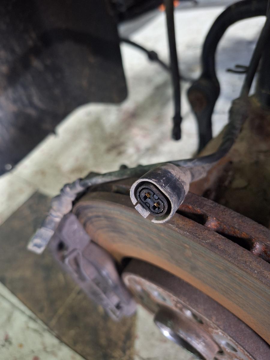 Cablaj senzor ABS fata stanga fata AUDI A3 8L1 1996 - 2006 1.9 TDI ASZ 1J0927903R