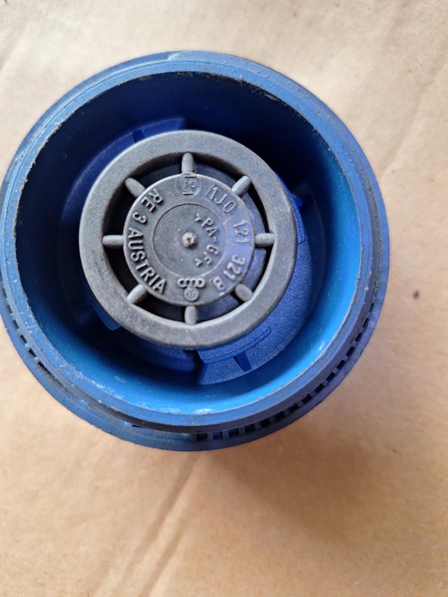 Capac vas/rezervor de expansiune lichid de racire AUDI A3 8L1 1996 - 2006 1.9 TDI ASZ 1J0121321B