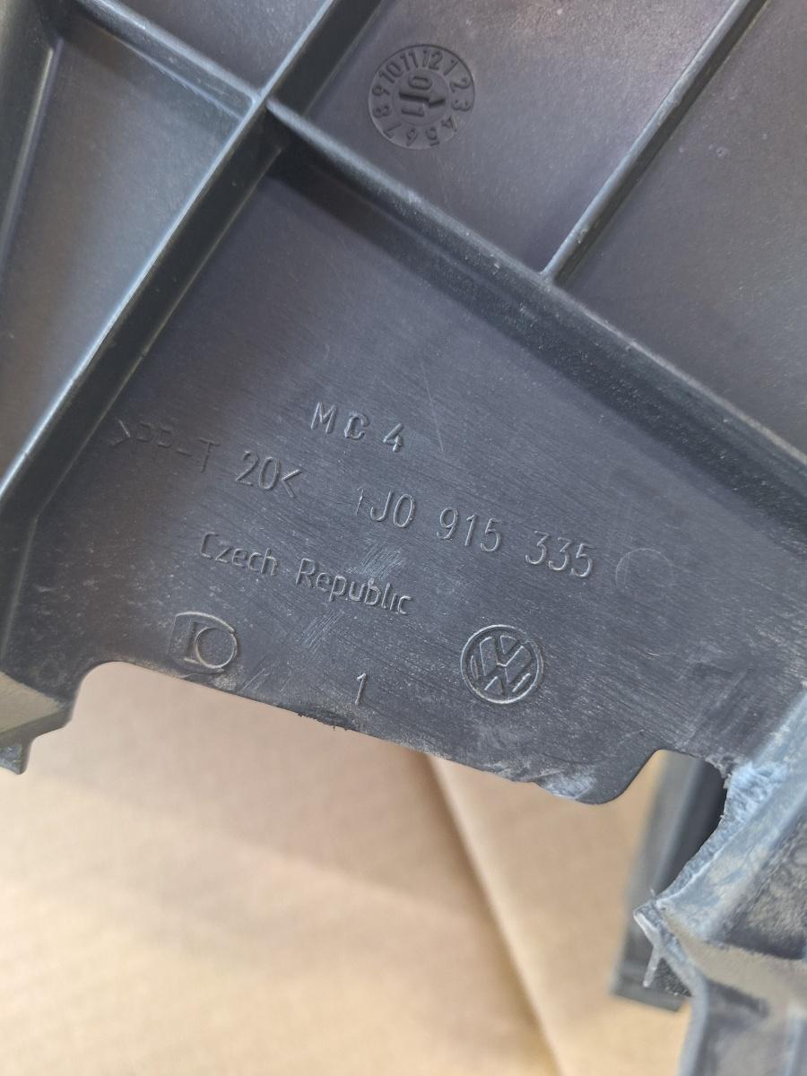 Suport baterie AUDI A3 8L1 1996 - 2006 1.9 TDI ASZ 1J0915335