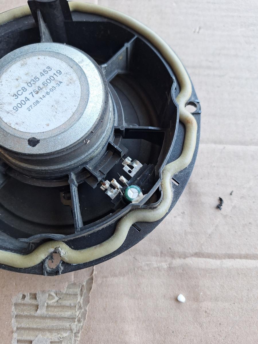 Difuzor panou spate VOLKSWAGEN PASSAT 365 2010 - 2014 2.0 TDi BlueMotion CFFB 3C8035453