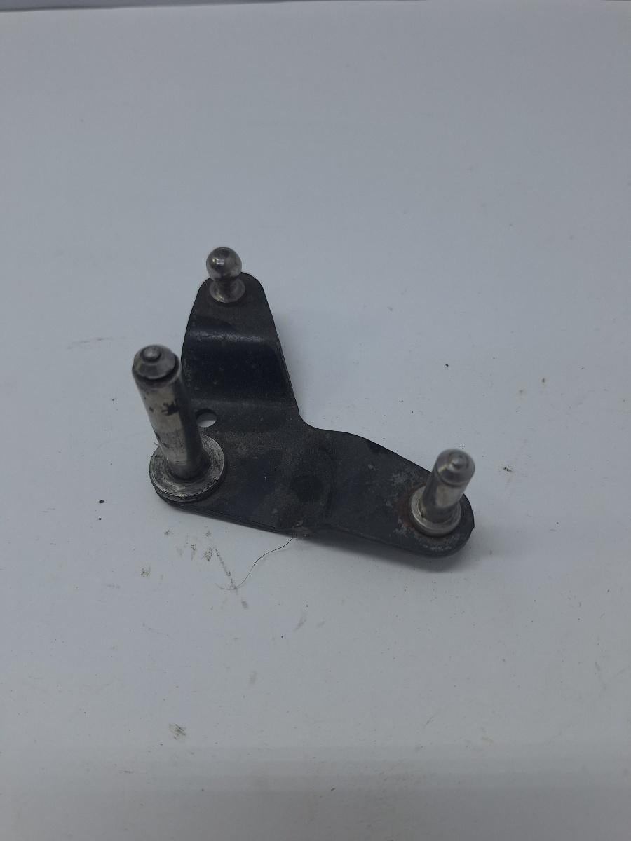 Suport timonerie schimbator de viteze VOLKSWAGEN GOLF IV Variant 1J5 1999 - 2006 1.9 TDI ATD, AXR 1J0711203L