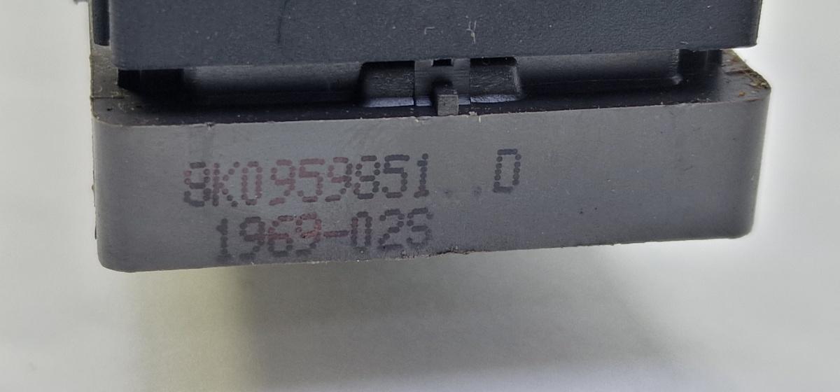 Butoane geamuri electrice AUDI A4 IV Avant 8K5, B8 2007 - 2015 2.0 TDI CAGA, CJCA, CMEA, CMFA 8K0959851D