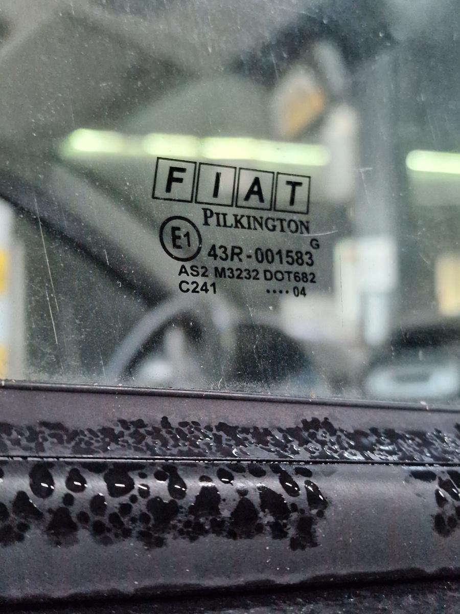 Geam portiera dreapta fata FIAT PANDA 169_ 2003 -> 1.1 187 A1.000 PILKINTON 43R-001583 51770093