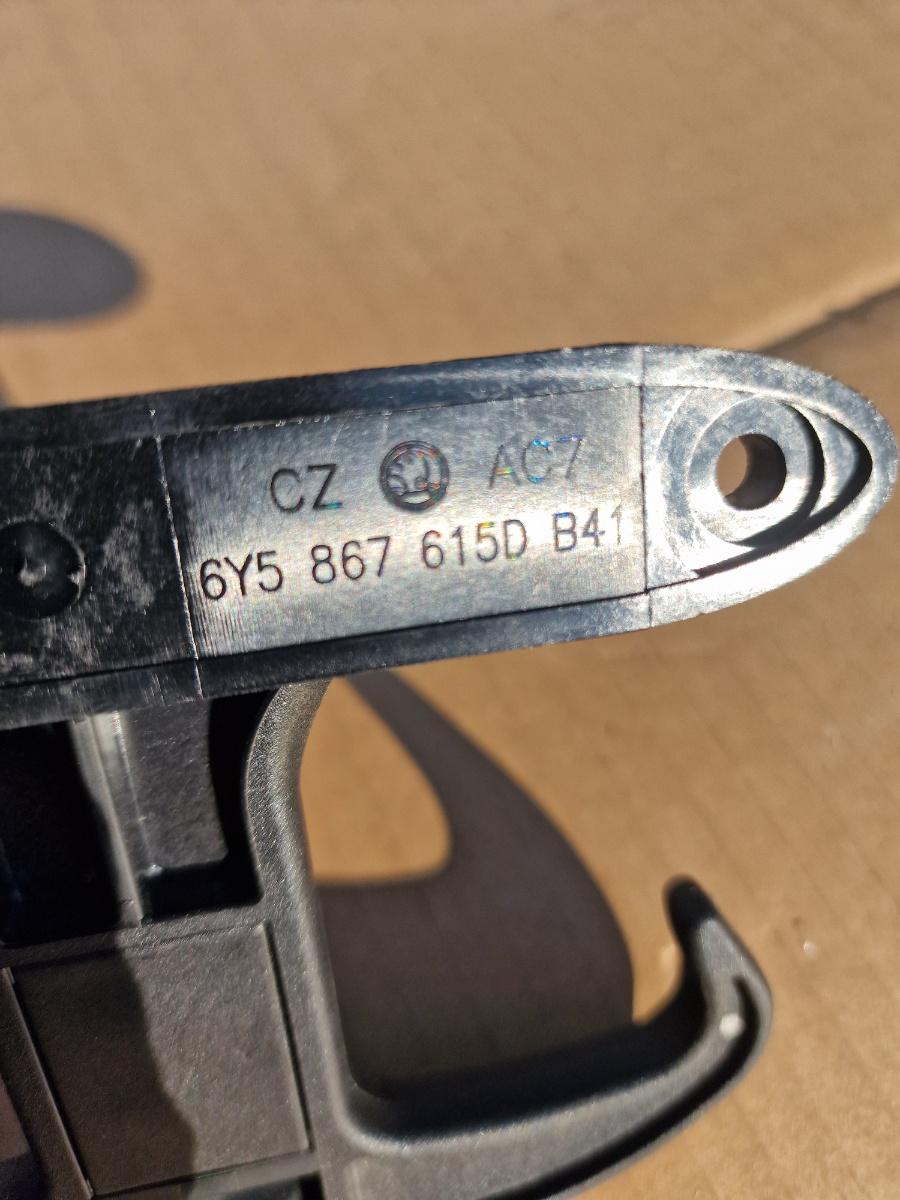 Suport in portbagaj SKODA OCTAVIA III 5E3, NL3, NR3 2012 -> 2.0 TDI CKFC, CRMB, CYKA, DFFA 6Y5867615D