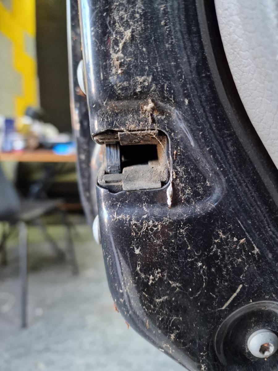 Broasca usa stanga spate FIAT PANDA 169_ 2003 -> 1.1 187 A1.000