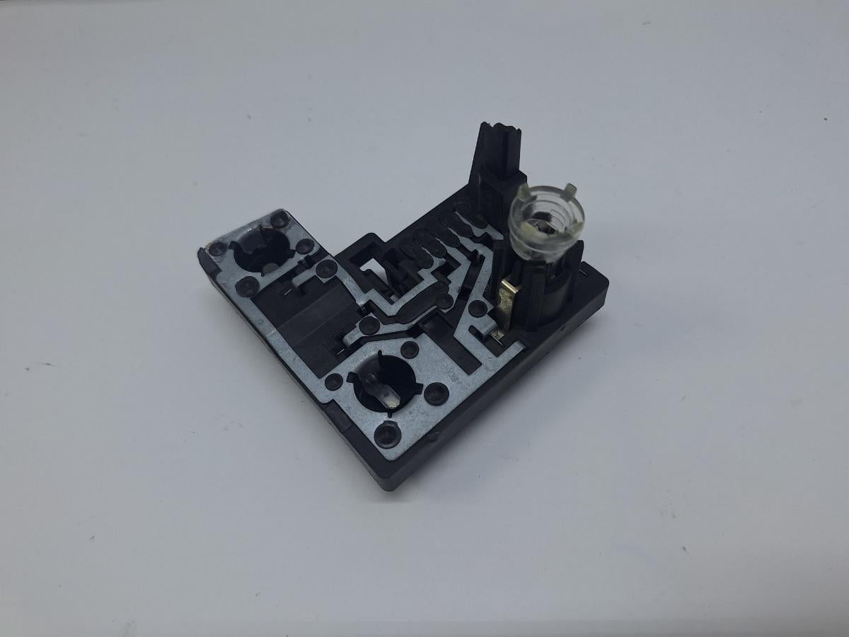 Soclu stop haion dreapta AUDI A6 III Avant 4F5, C6 2005 - 2011 2.0 TDI BLB, BRE 4F9945222