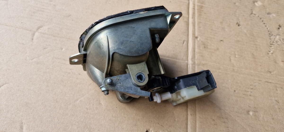 Maner portbagaj hayon SEAT CORDOBA III 6L2 2002 - 2009 1.4 16V BBY, BKY 6L6827573B