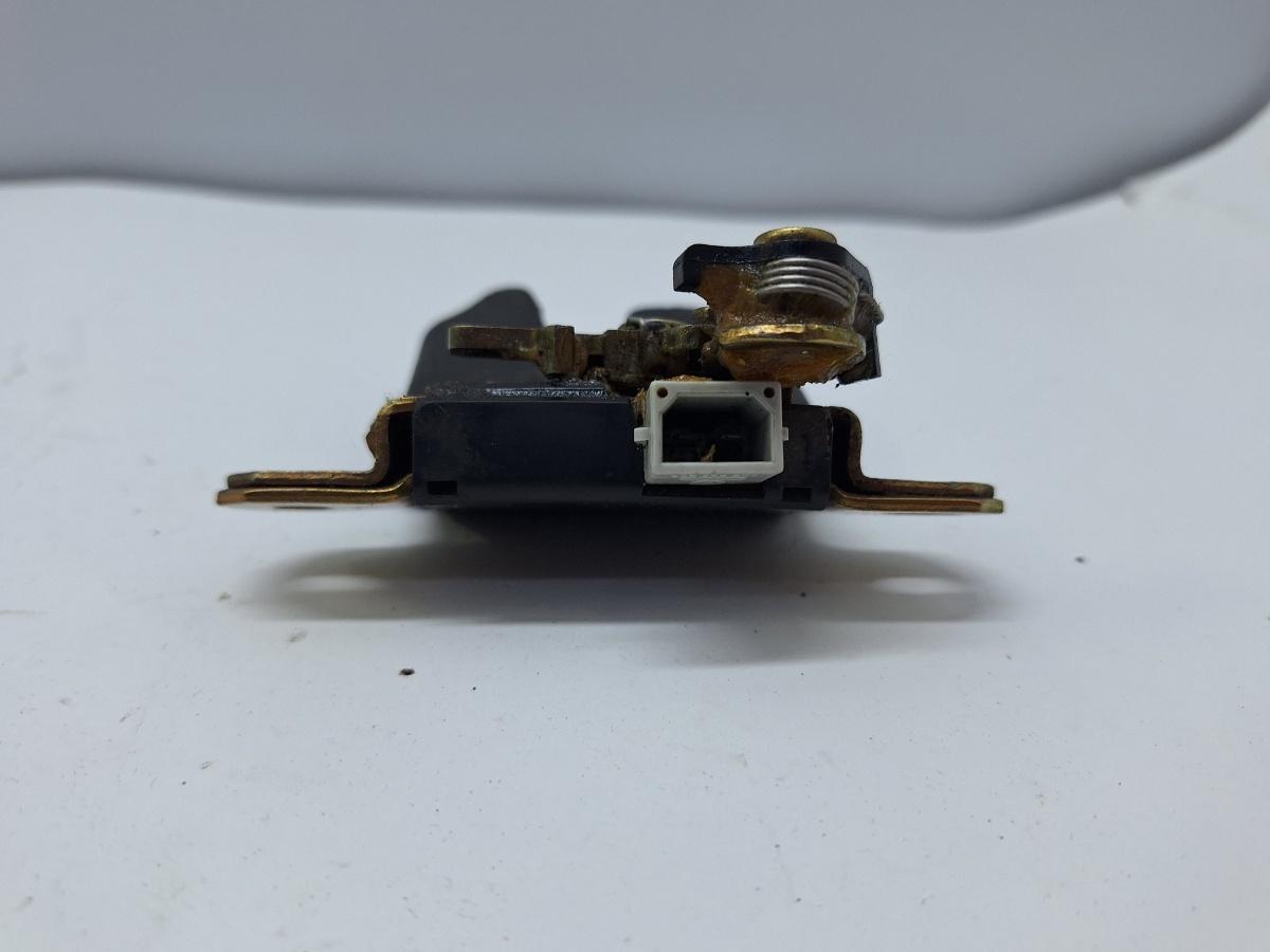 Broasca hayon/portbagaj SEAT CORDOBA III 6L2 2002 - 2009 1.4 16V BBY, BKY 6L5827505C