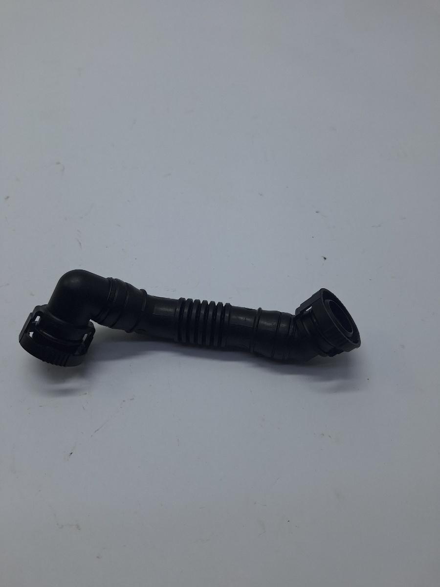 Furtun/conducta de aerisire VOLKSWAGEN CADDY III Estate 2KB, 2KJ, 2CB, 2CJ 2004 - 2015 1.9 TDI BJB, BLS VAG 03G103493D