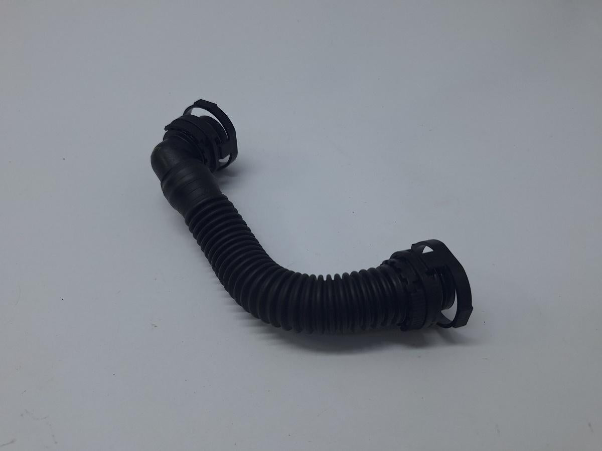 Furtun/conducta de aerisire VOLKSWAGEN GOLF VII 5G1 2012 -> 2.0 TDi BlueMotion 04L103493