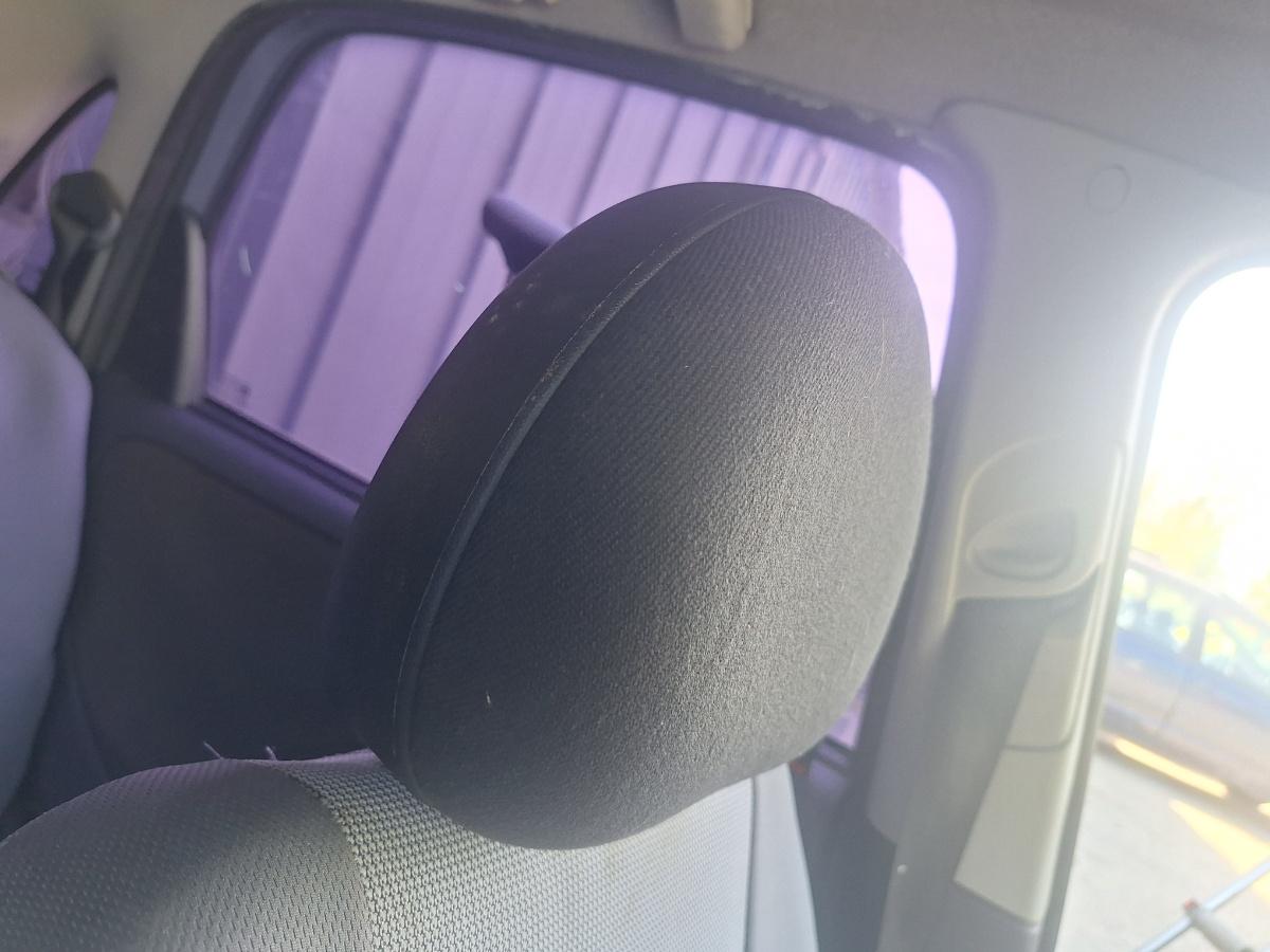 Tetiera scaun fata stanga OPEL CORSA C F08, F68, X01 2000 - 2009 1.3 CDTI Z 13 DT