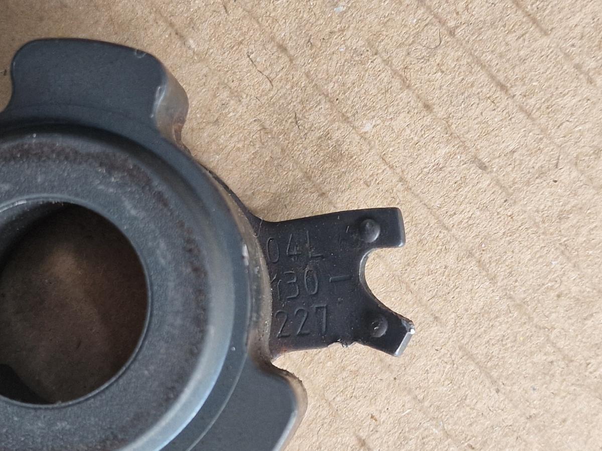 Angrenaj pompa combustibil (fulie) VOLKSWAGEN JETTA VI 162/163 2010 - 2018 2.0 TDI CLCA, CUUA 04L130227