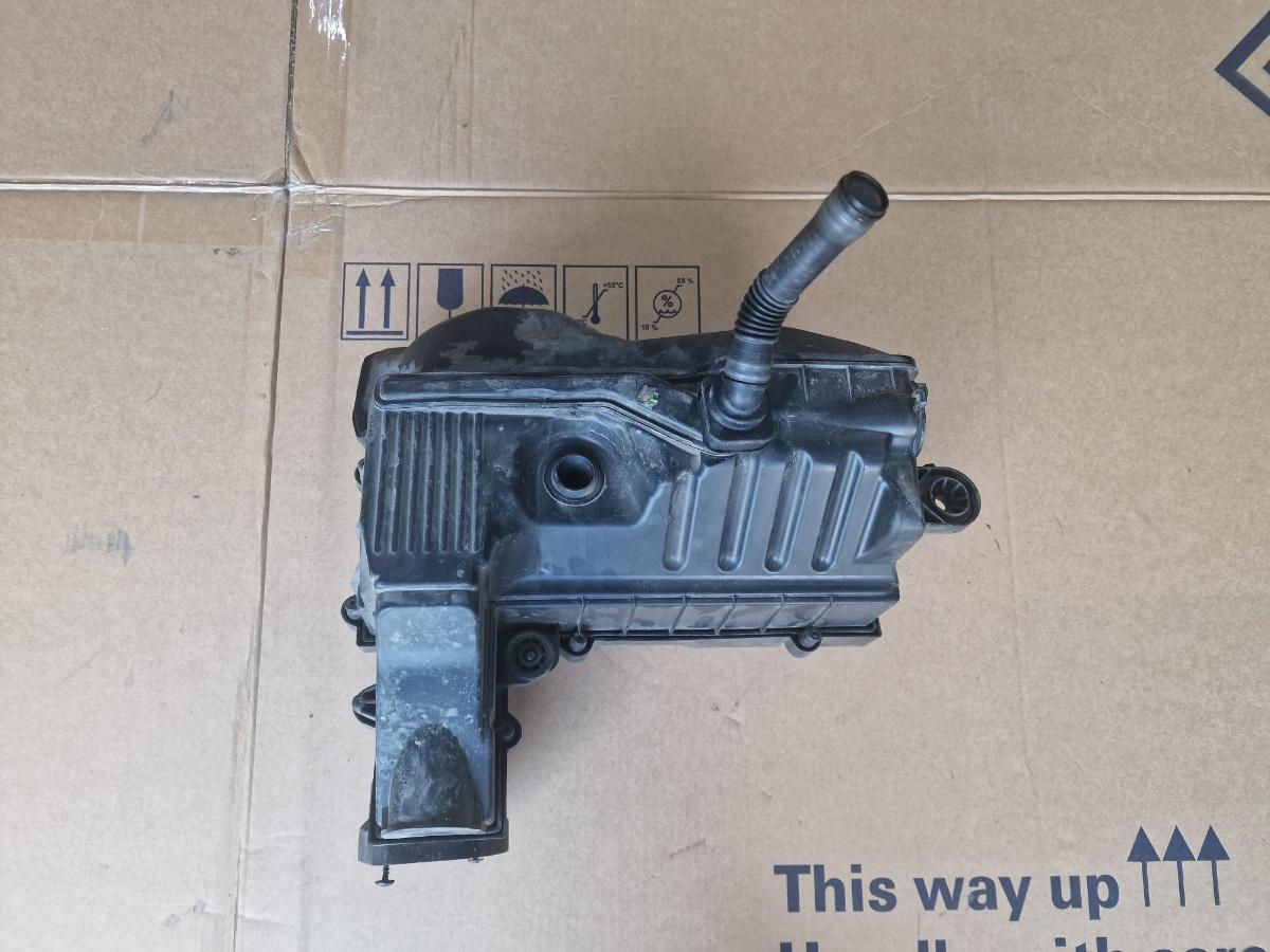 Carcasa filtru de aer VOLKSWAGEN JETTA VI 162/163 2010 - 2018 2.0 TDI CLCA, CUUA 1K0129601CN