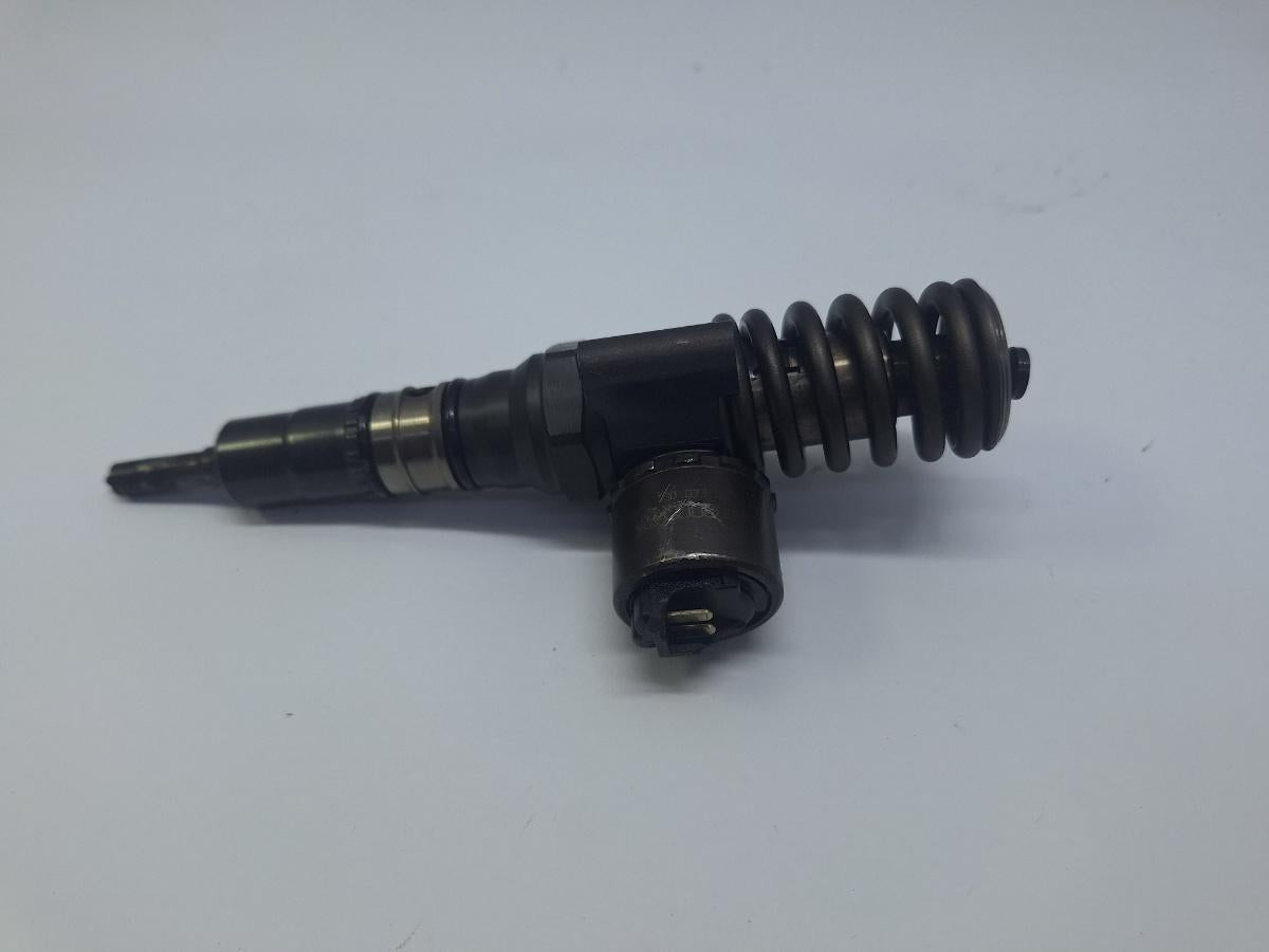 Injector SKODA OCTAVIA 1Z3 2004 - 2013 2.0 TDI 16V BKD, CFHC, CLCB VAG 0414720404 03G130073G