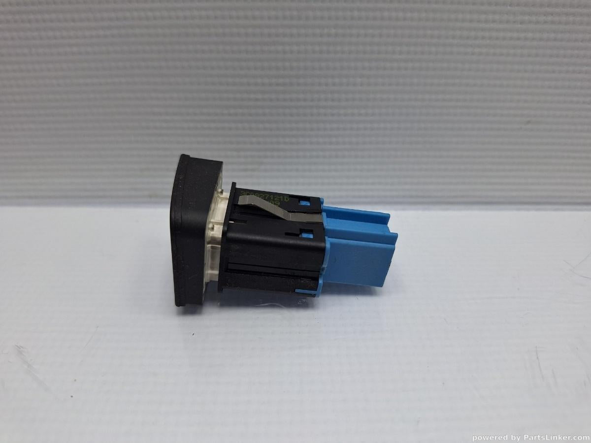 Buton resetare presiune roti VOLKSWAGEN PASSAT Variant 3C5 2005 - 2011 2.0 TDI CBDC 3C0927121D