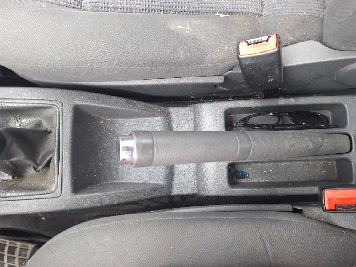 Ansamblu maneta frana de mana/frana de parcare VOLKSWAGEN POLO 9N_ 2001 - 2012 1.4 16V AUA, BBY, BKY