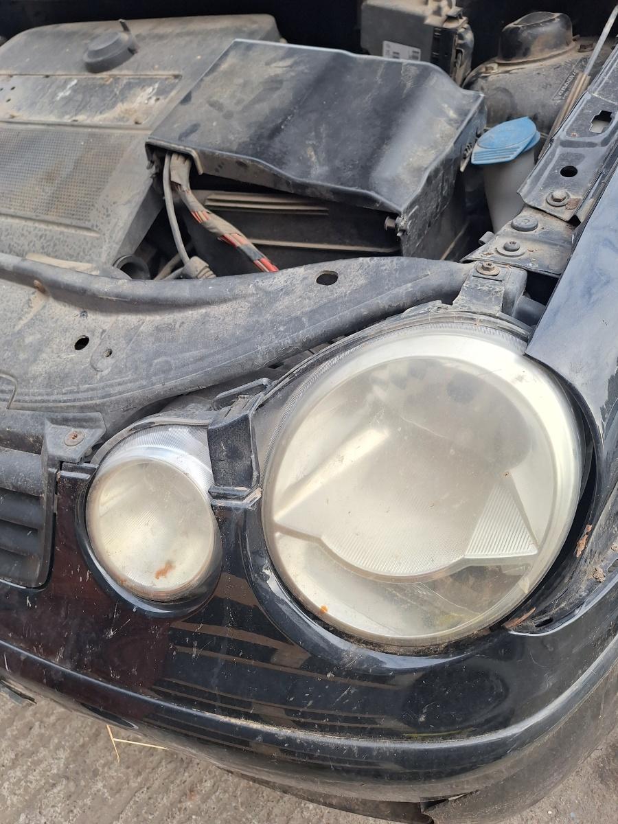 Far stanga VOLKSWAGEN POLO 9N_ 2001 - 2012 1.4 16V AUA, BBY, BKY