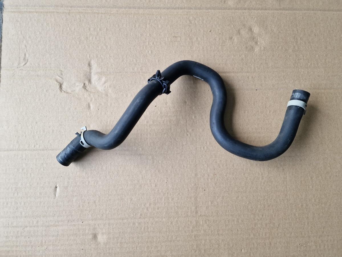 Furtun apa TOYOTA COROLLA _E21_ 2018 -> 1.8 Hybrid 2ZR-FXE 2A-F4010-D