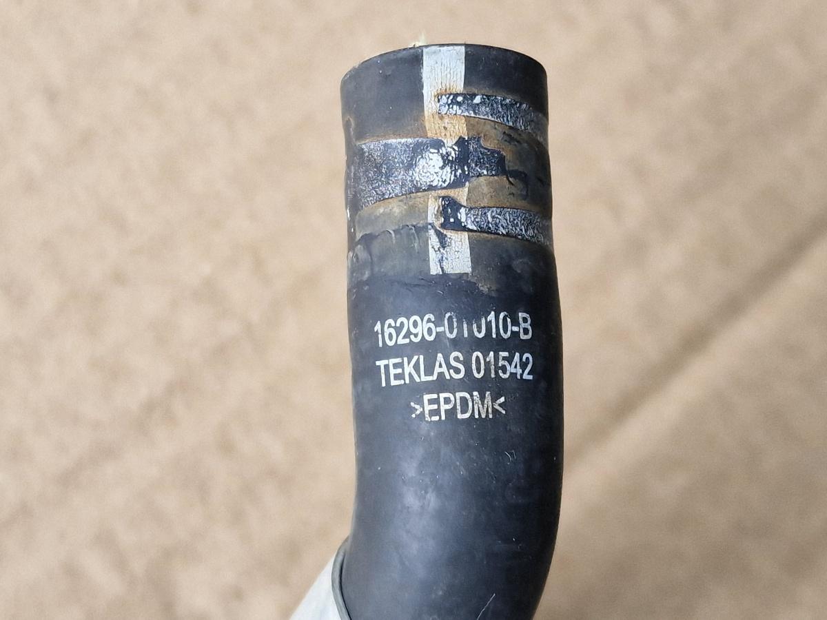 Furtun apa TOYOTA COROLLA _E21_ 2018 -> 1.8 Hybrid 2ZR-FXE 16296-0T010-B