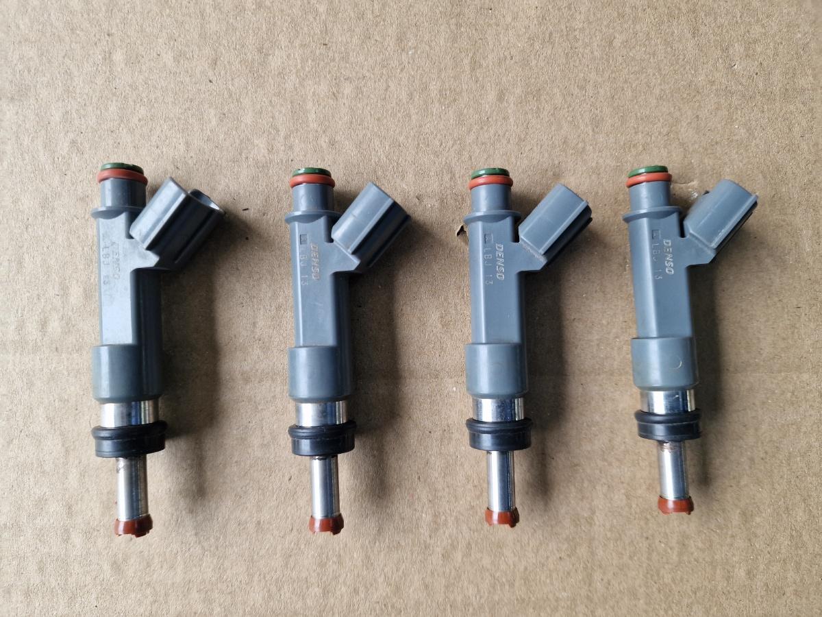 Set injectoare combustibil TOYOTA COROLLA _E21_ 2018 -> 1.8 Hybrid 2ZR-FXE 263012607 23250-0T110