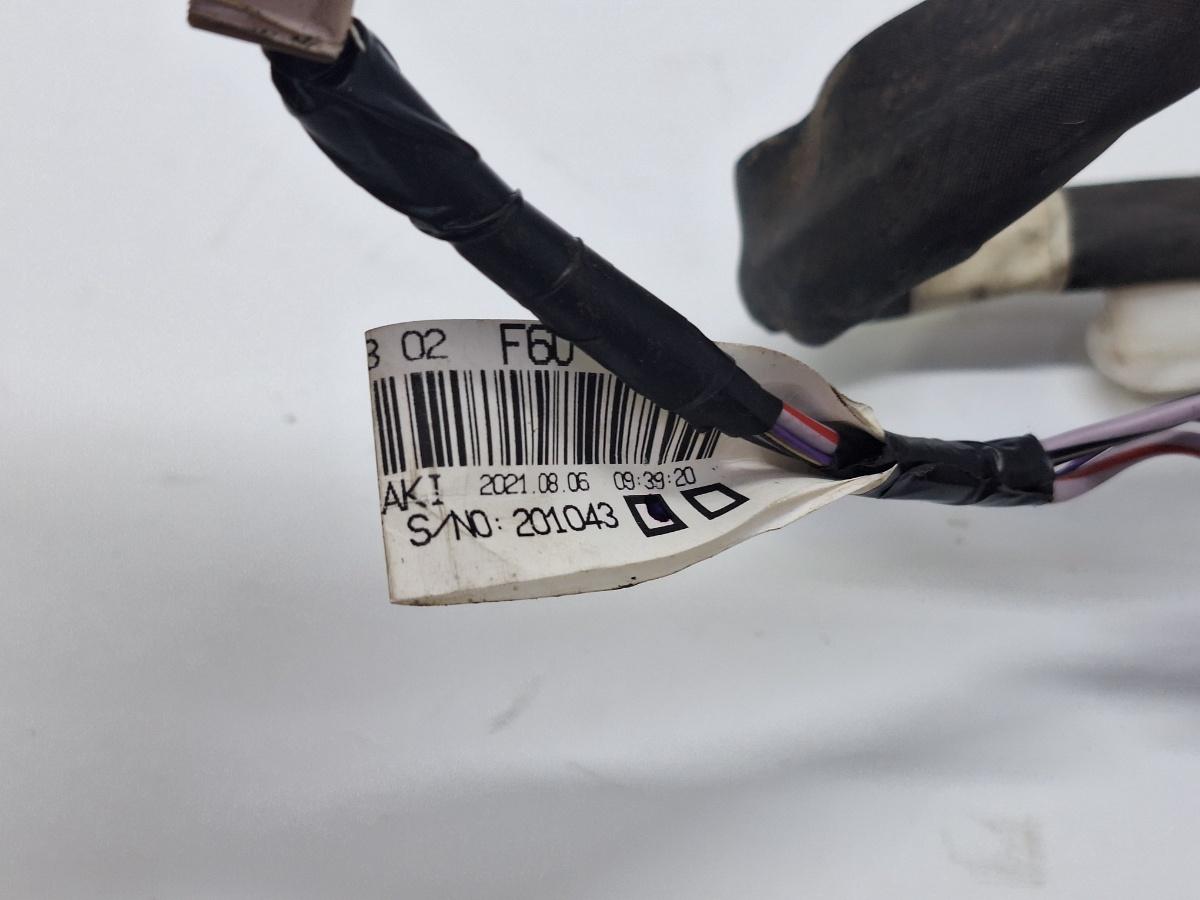 Cablaj portiera spate dreapta TOYOTA COROLLA _E21_ 2018 -> 1.8 Hybrid 2ZR-FXE 8215302F60