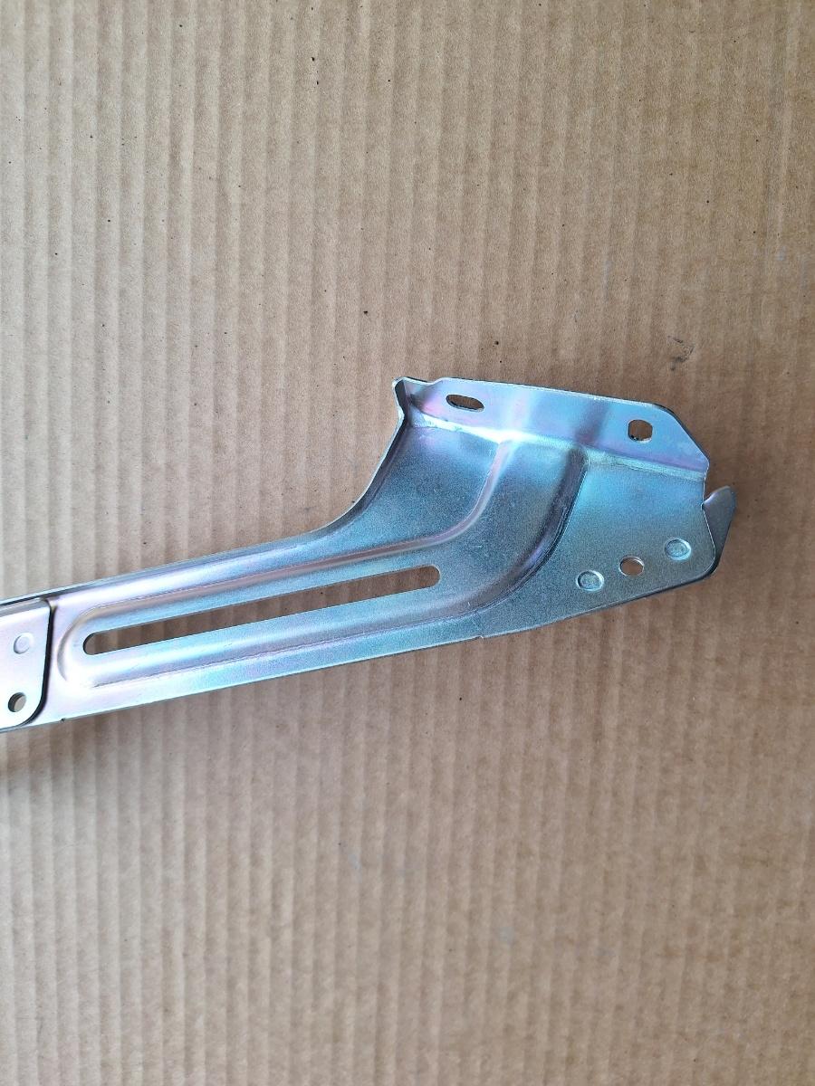 Suport traversa plansa bord TOYOTA COROLLA _E21_ 2018 -> 1.8 Hybrid 2ZR-FXE 5533002A10