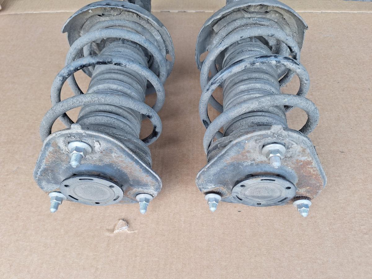 Set arcuri si amortizoare fata TOYOTA COROLLA _E21_ 2018 -> 1.8 Hybrid 2ZR-FXE 481310Z300
