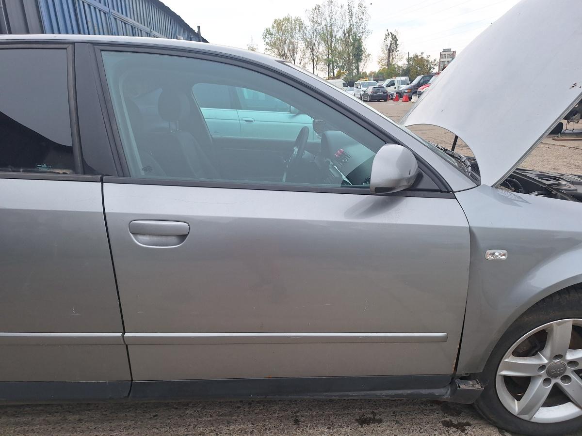 Usa Portiera fata dreapta AUDI A4 II 8E2, B6 2000 - 2005 1.9 TDI AVB 8E0831052