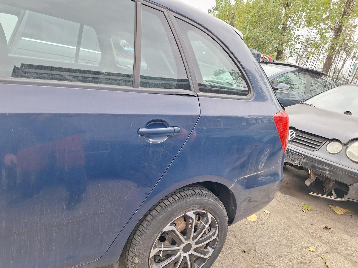 Aripa spate stanga SKODA FABIA Combi 545 2007 - 2014 Albastru LF5A
