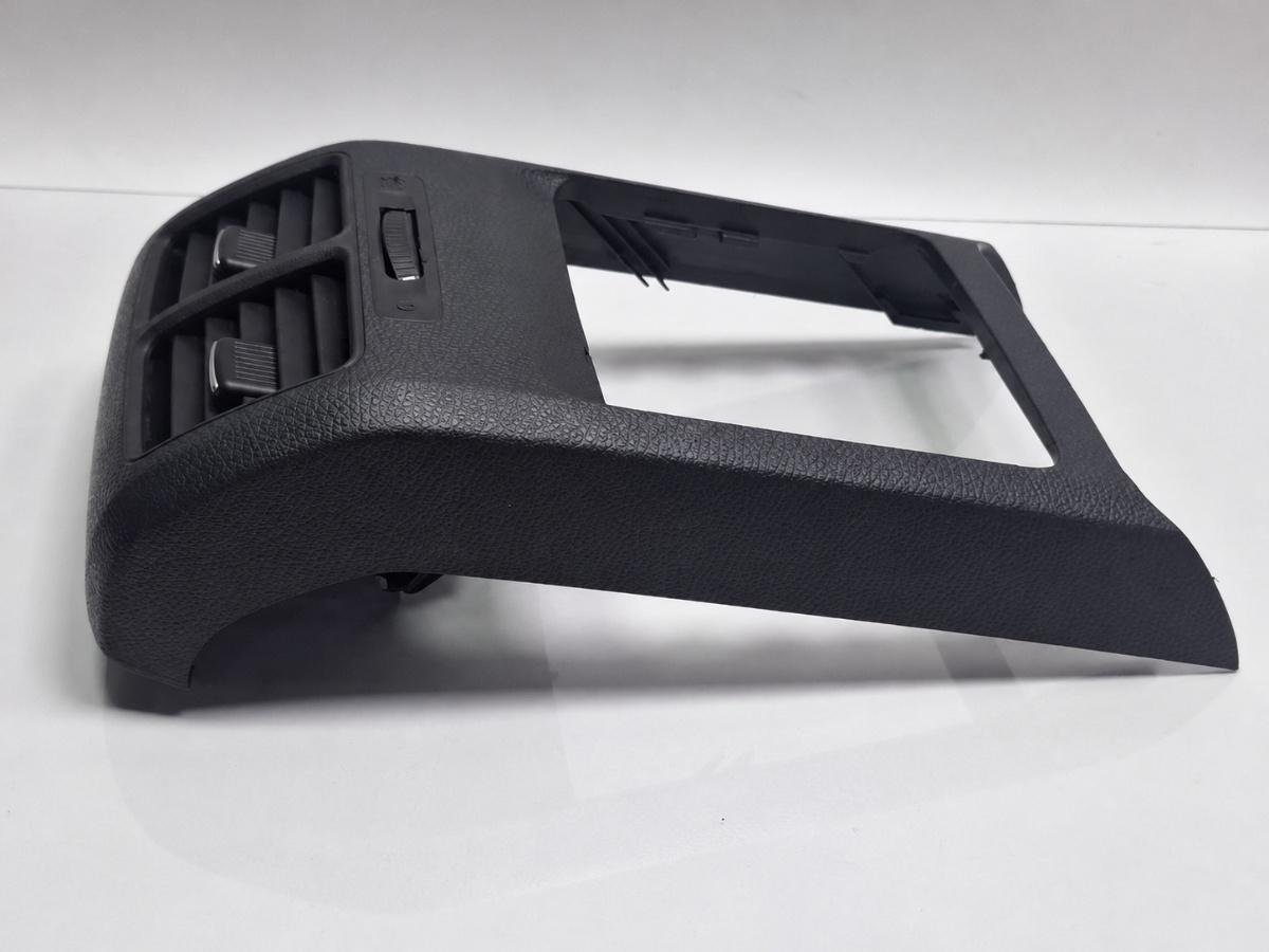 Grila de ventilatie spate VOLKSWAGEN GOLF VI 5K1 2008 - 2013, VOLKSWAGEN GOLF VI 5K1_ 2008 - 2012 1.6 TDi BlueMotion CAYC 1K0819203