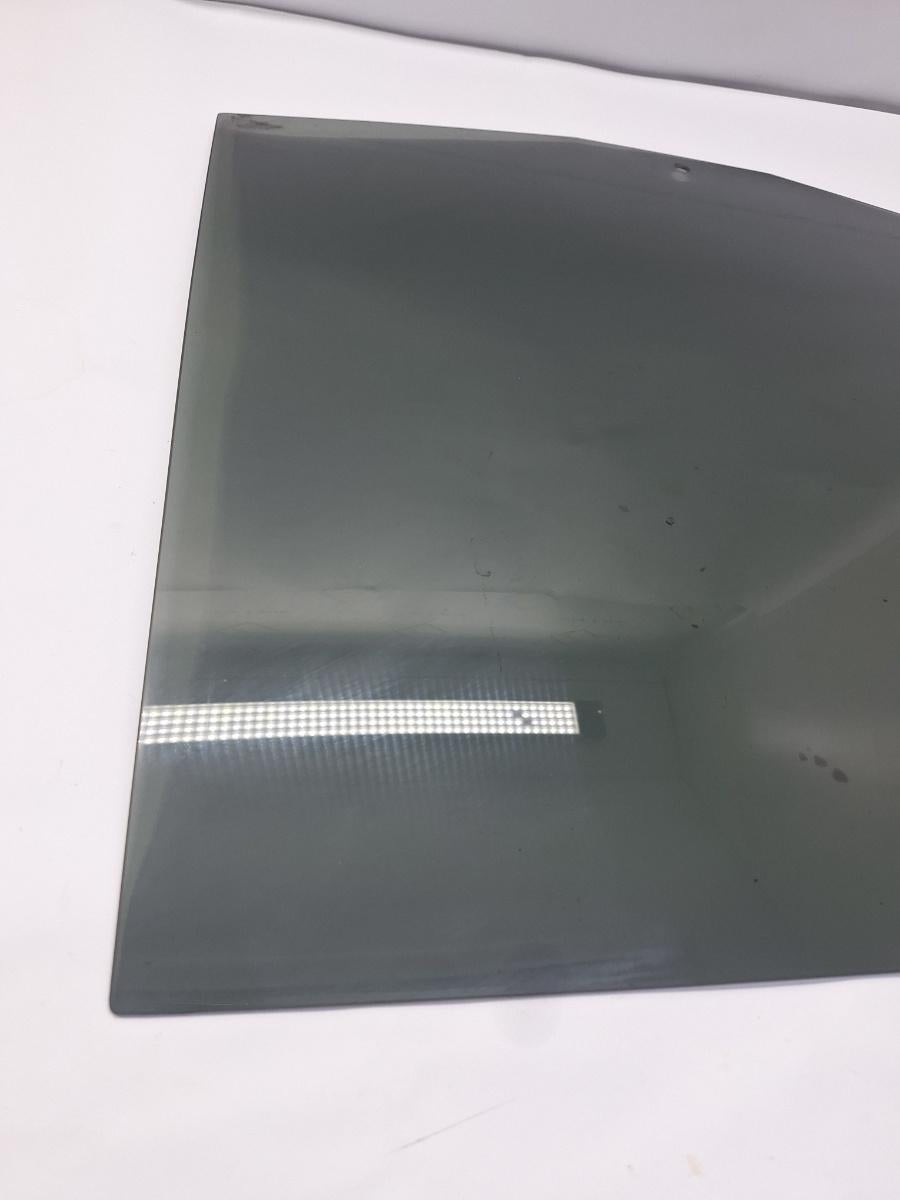 Geam portiera spate stanga spate VOLKSWAGEN TOURAN 1T3 2010 - 2015 2.0 TDI CFHC Pilkington 43R-001595
