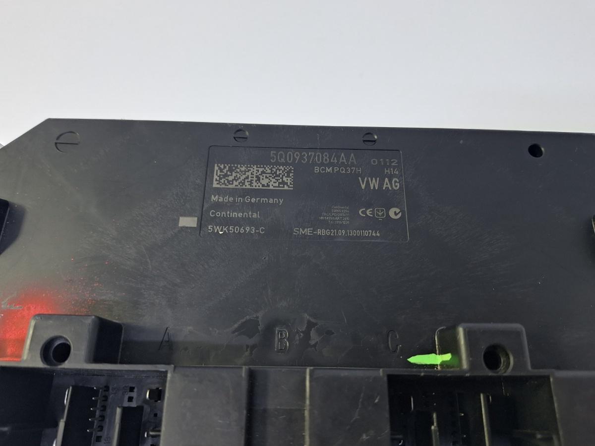 Modul de confort BCM VOLKSWAGEN GOLF VAN VII Variant BA5 2013 - 2017, SKODA OCTAVIA Combi 5E5 2012 -> 2.0 TDI CKFC, CRMB, CYKA 5Q0937084AA
