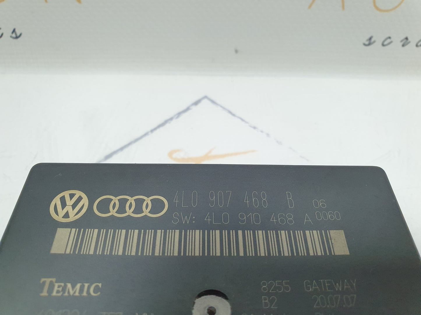 Modul control central Audi Q7 (4LB) 3.0 TDI BUG 2008