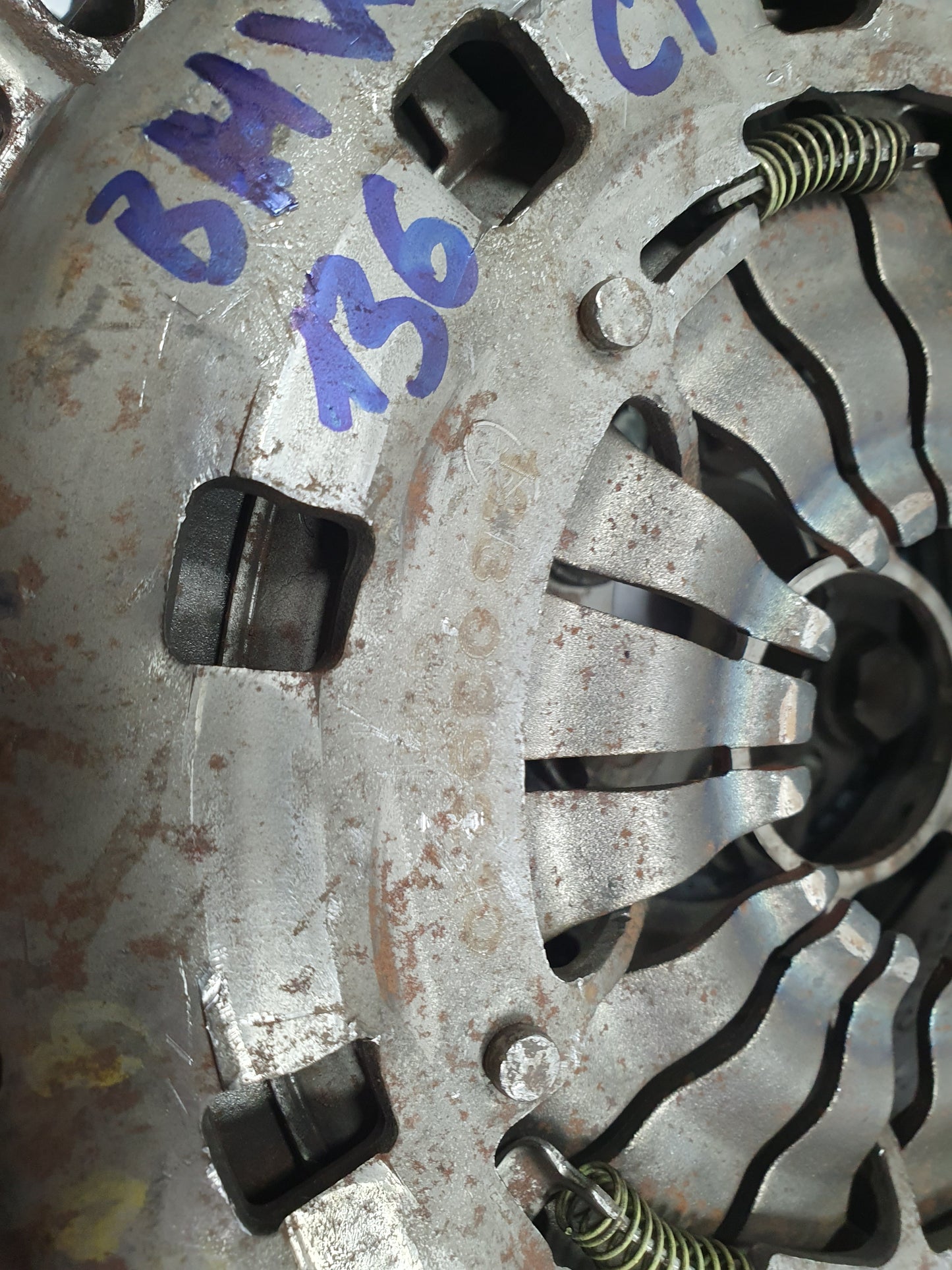 Kit ambreiaj complet BMW 320D (E46) 2.0D 2002